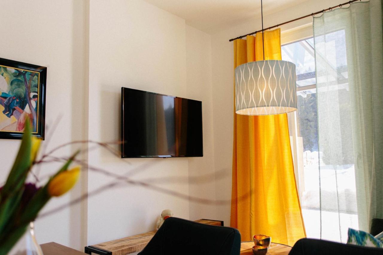 Forellenhof Appartements & Grossmutters Bungalow 로이타쉬 외부 사진