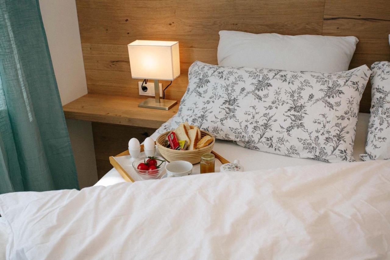 Forellenhof Appartements & Grossmutters Bungalow 로이타쉬 외부 사진