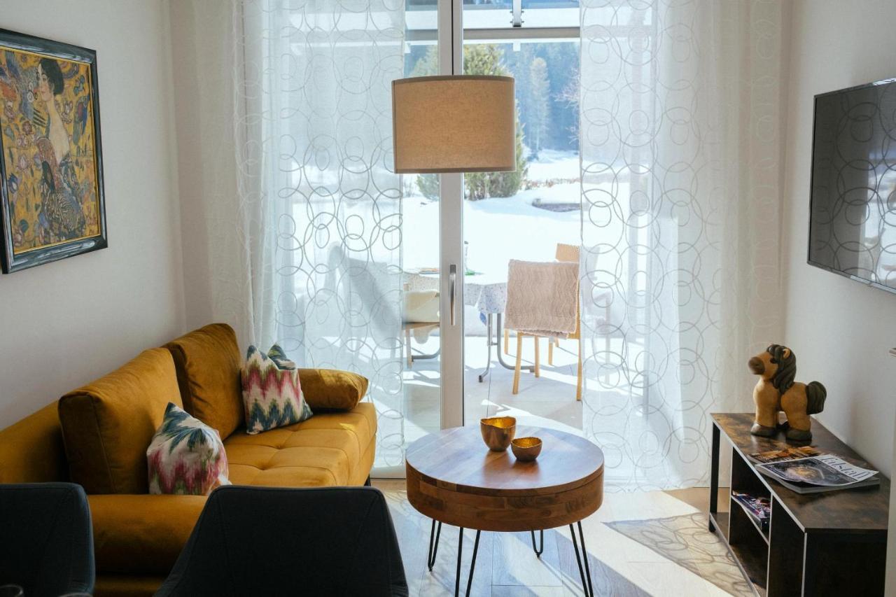 Forellenhof Appartements & Grossmutters Bungalow 로이타쉬 외부 사진
