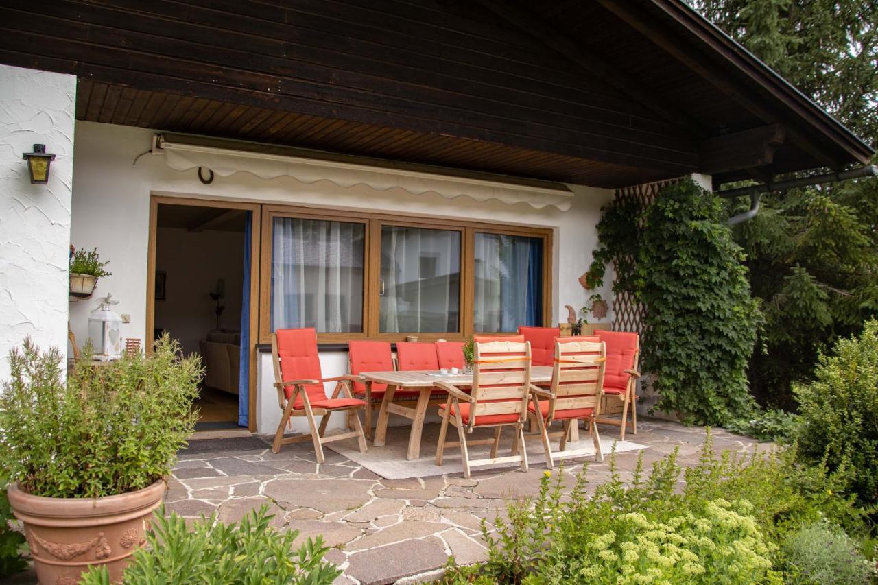 Forellenhof Appartements & Grossmutters Bungalow 로이타쉬 외부 사진