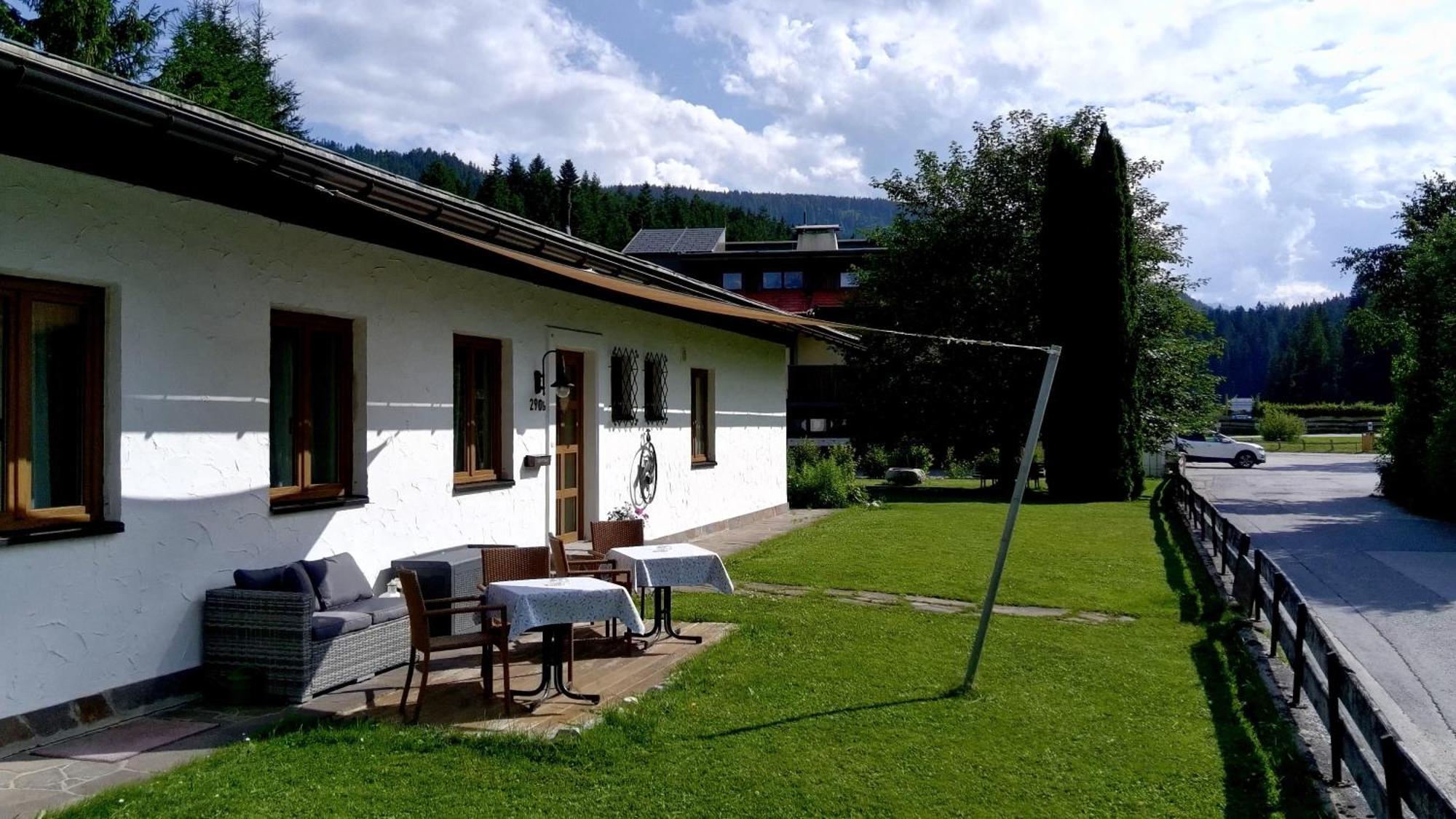 Forellenhof Appartements & Grossmutters Bungalow 로이타쉬 외부 사진